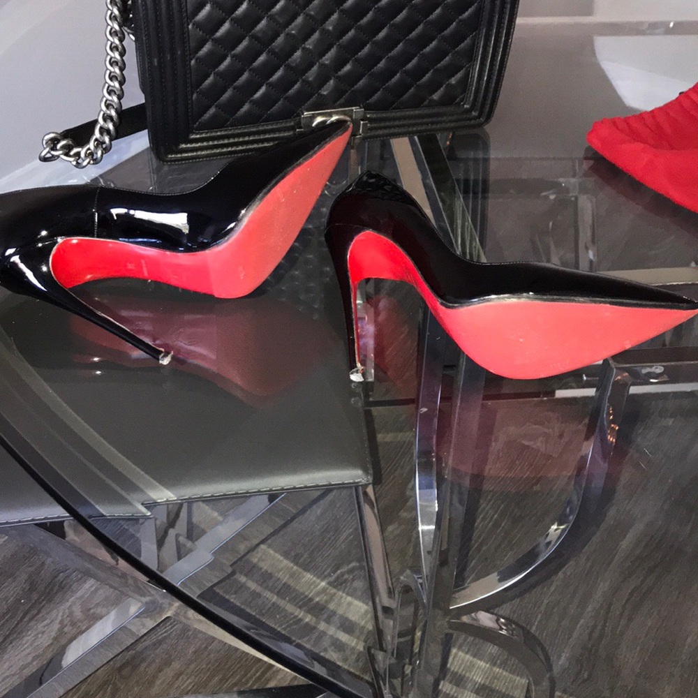 Christian Louboutin So Kate Heels - Picture 3 of 8